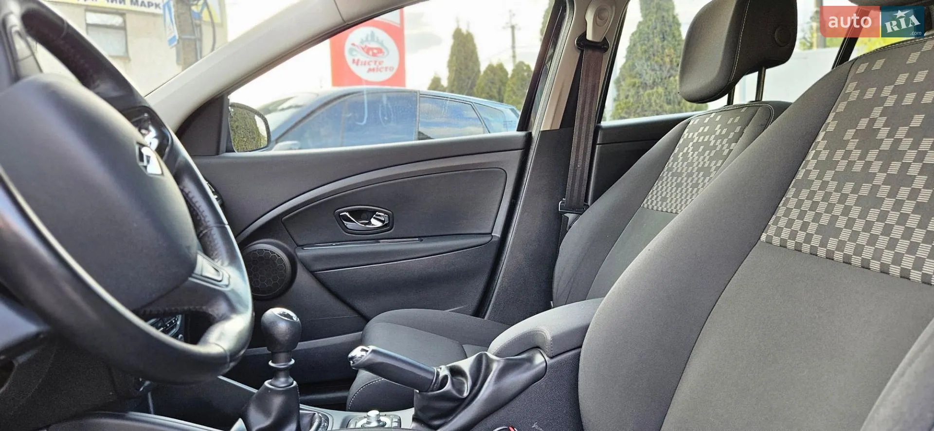 2013 Renault Megane - мініатюра 63