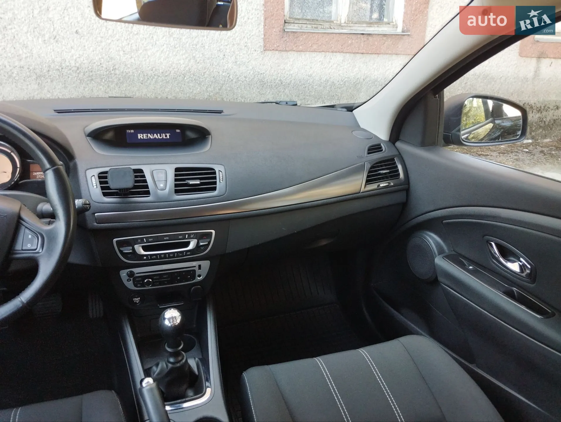 2014 Renault Megane - мініатюра 21