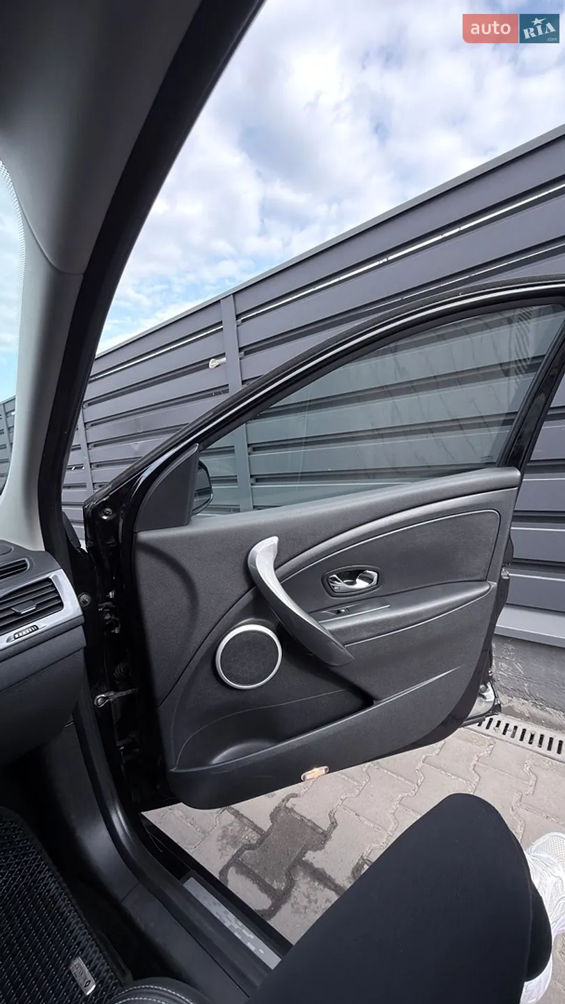 2012 Renault Megane - мініатюра 15