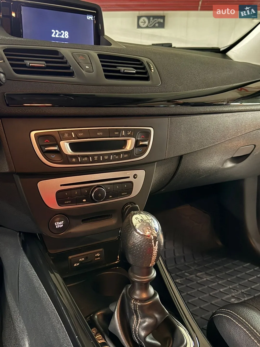 2013 Renault Megane - мініатюра 61