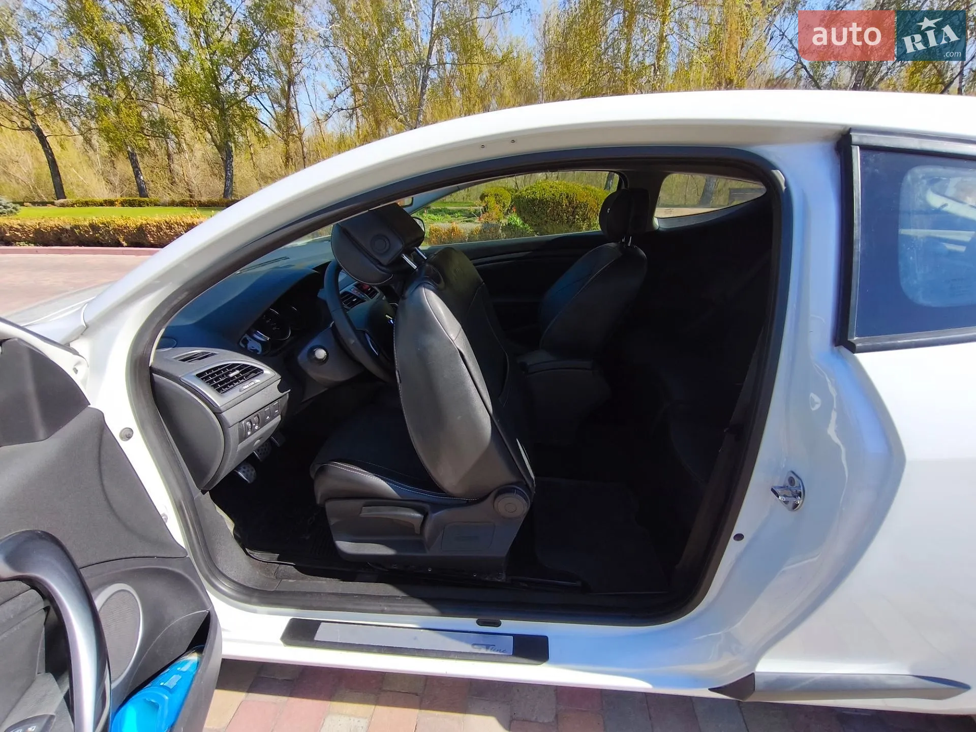 2010 Renault Megane - мініатюра 22