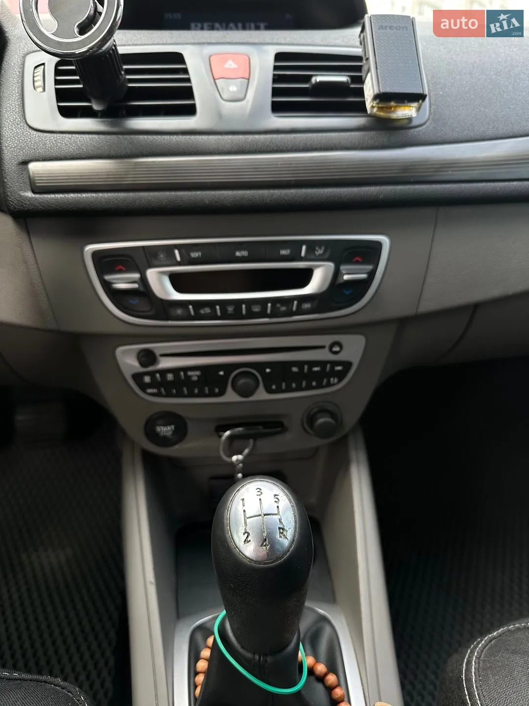 2010 Renault Megane - мініатюра 14