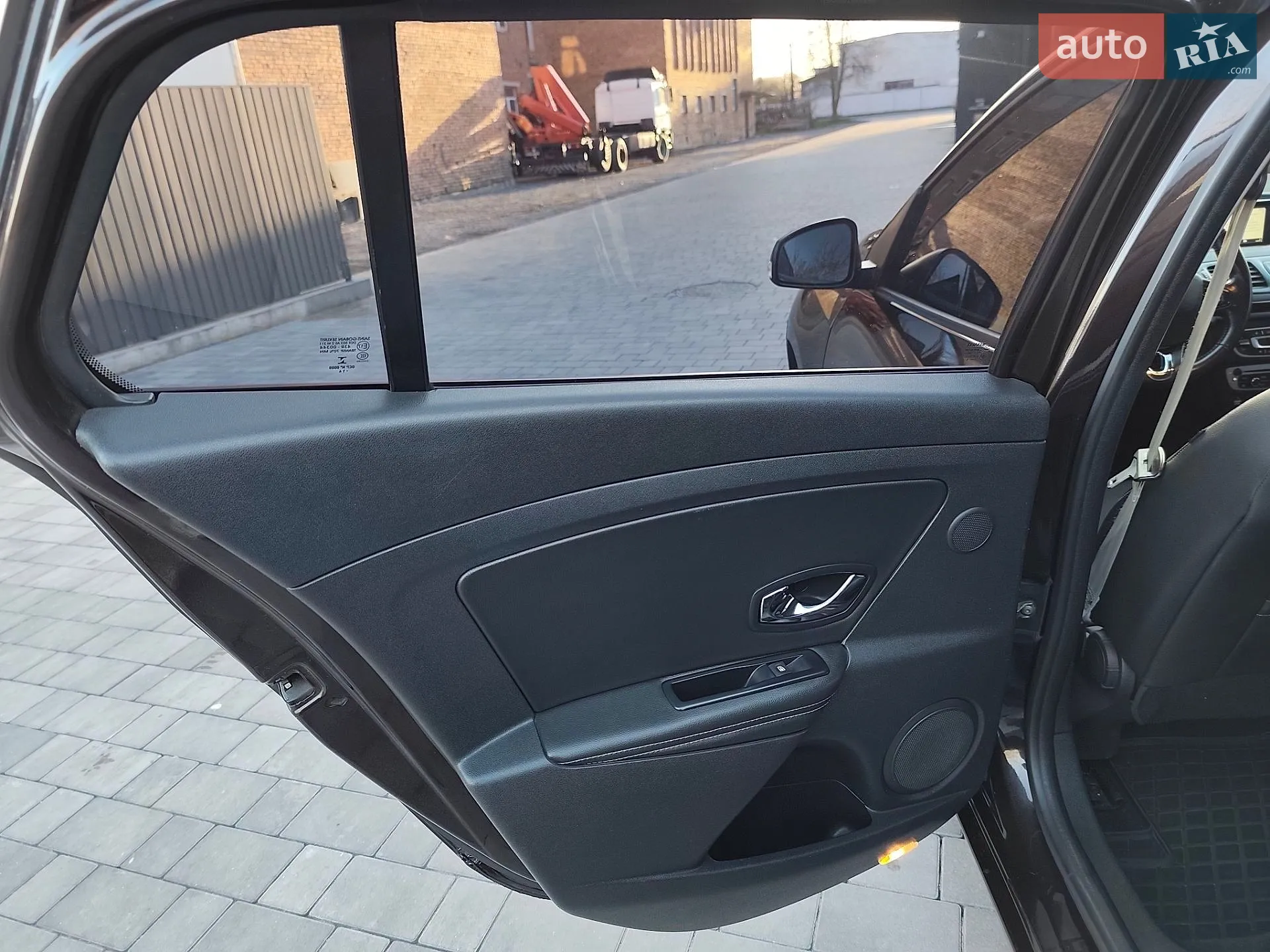 2013 Renault Megane - мініатюра 39
