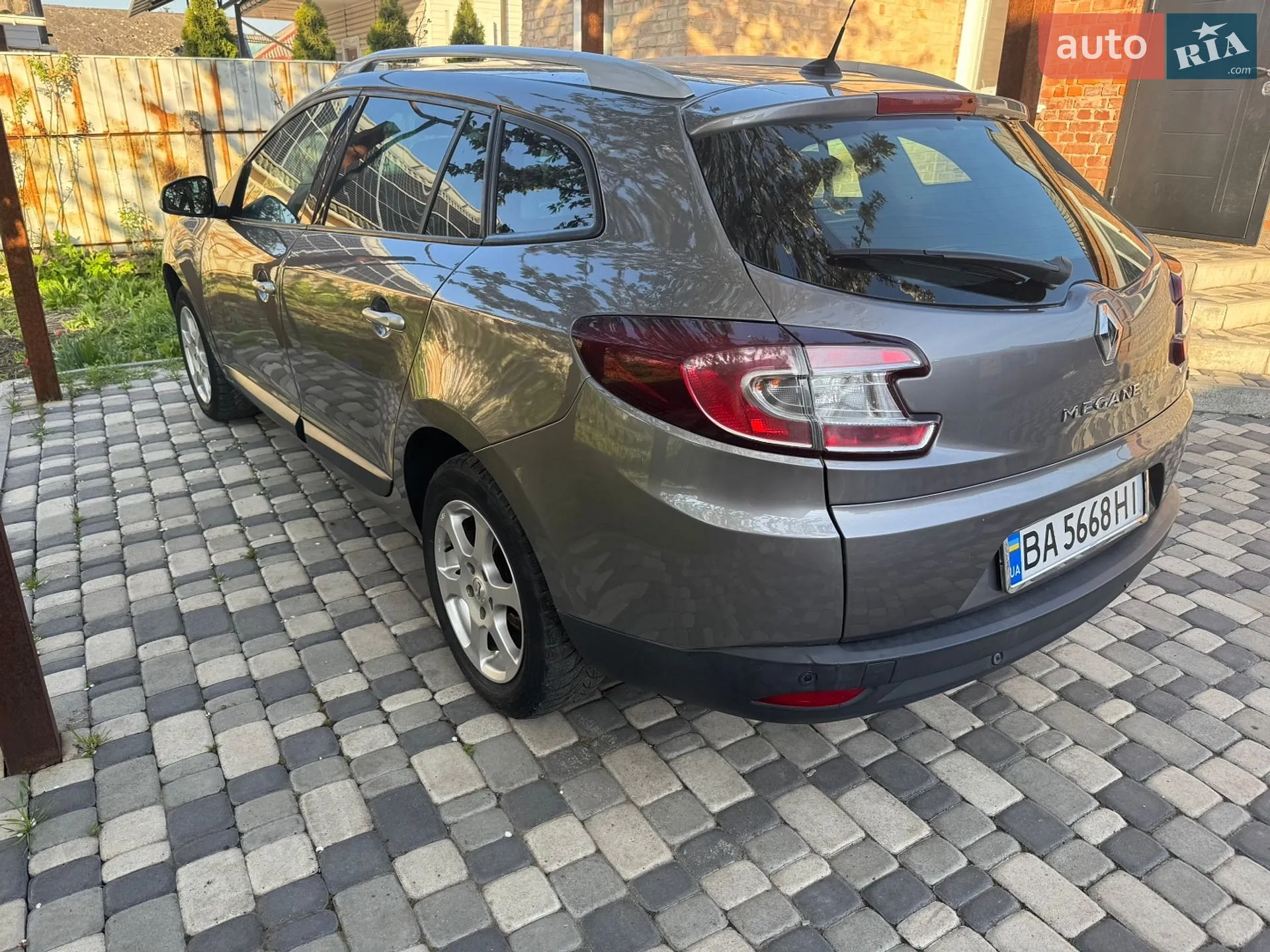 2010 Renault Megane - мініатюра 5