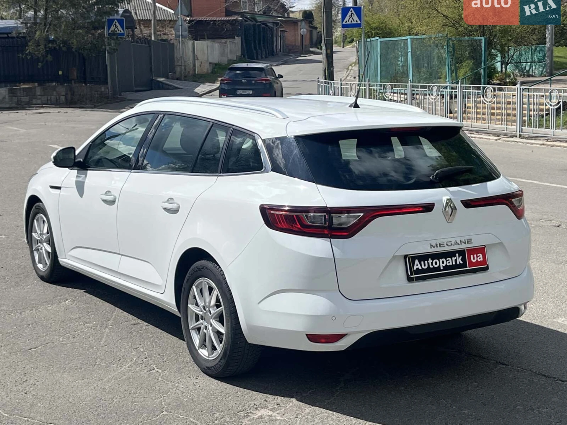 2020 Renault Megane - мініатюра 8