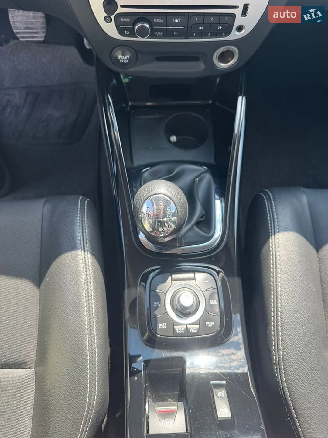2012 Renault Megane - мініатюра 38