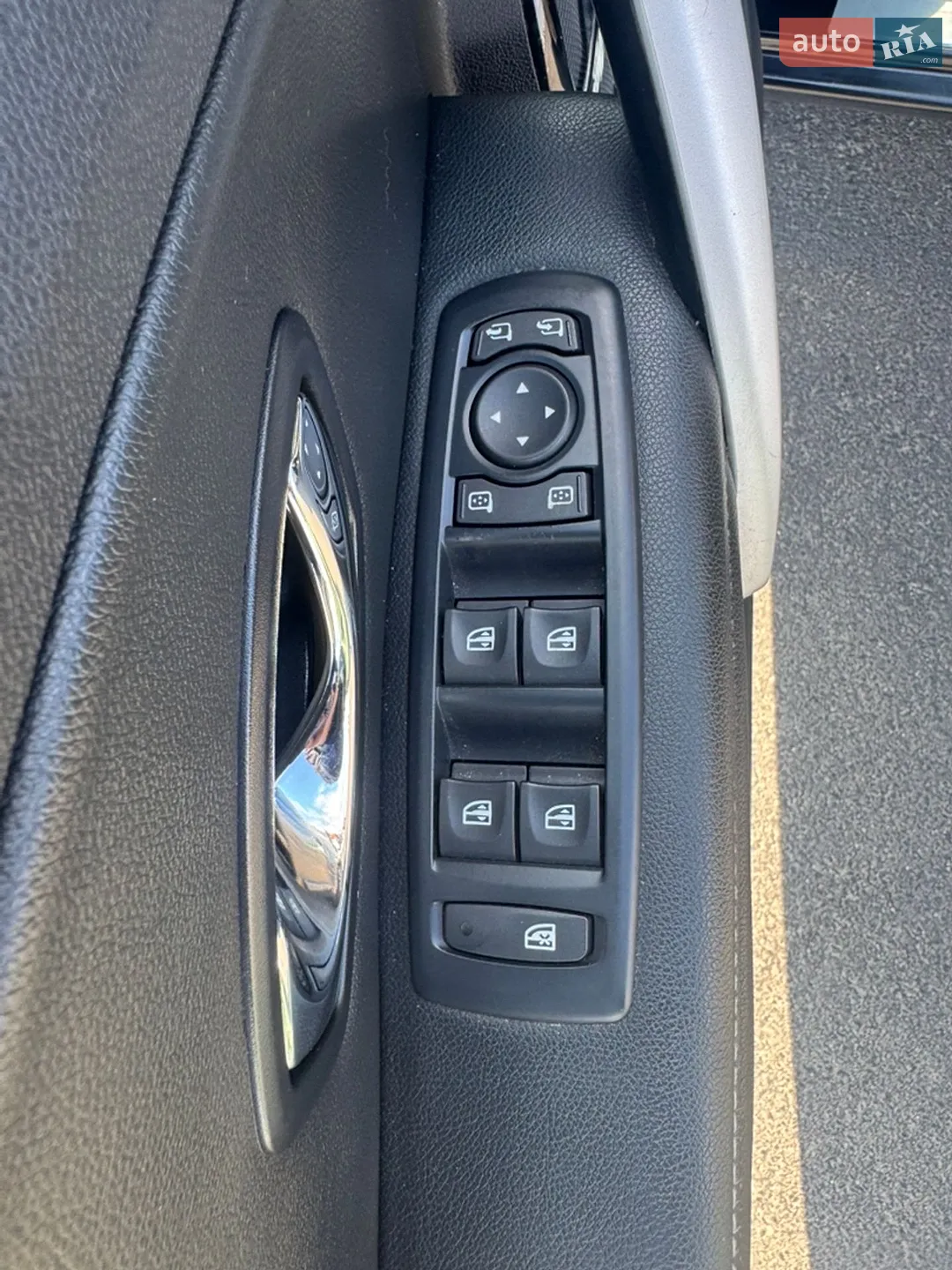2012 Renault Megane - мініатюра 40