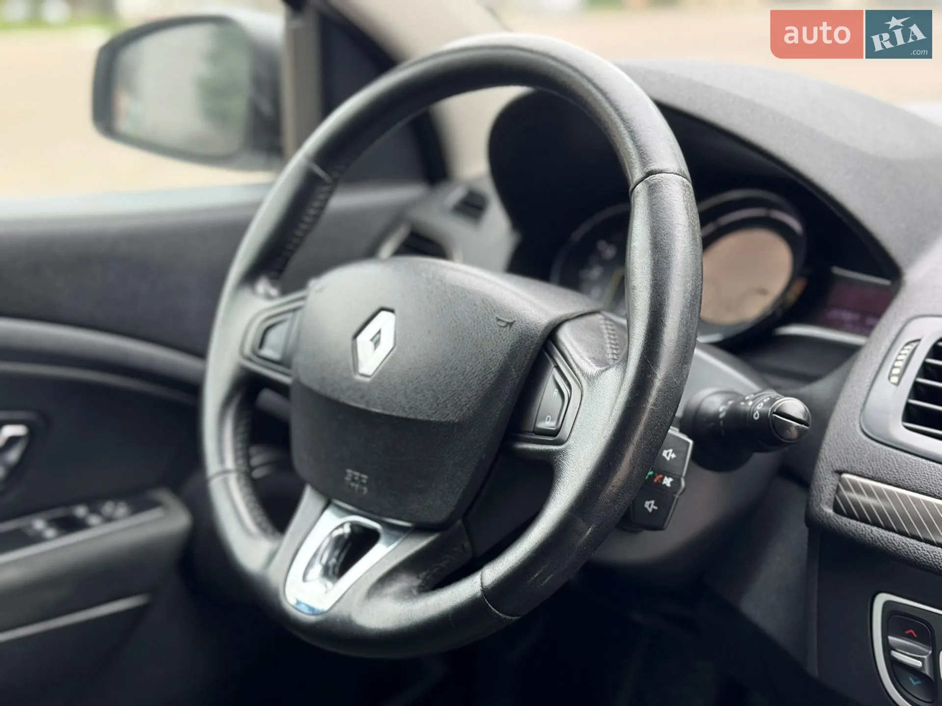 2013 Renault Megane - мініатюра 39