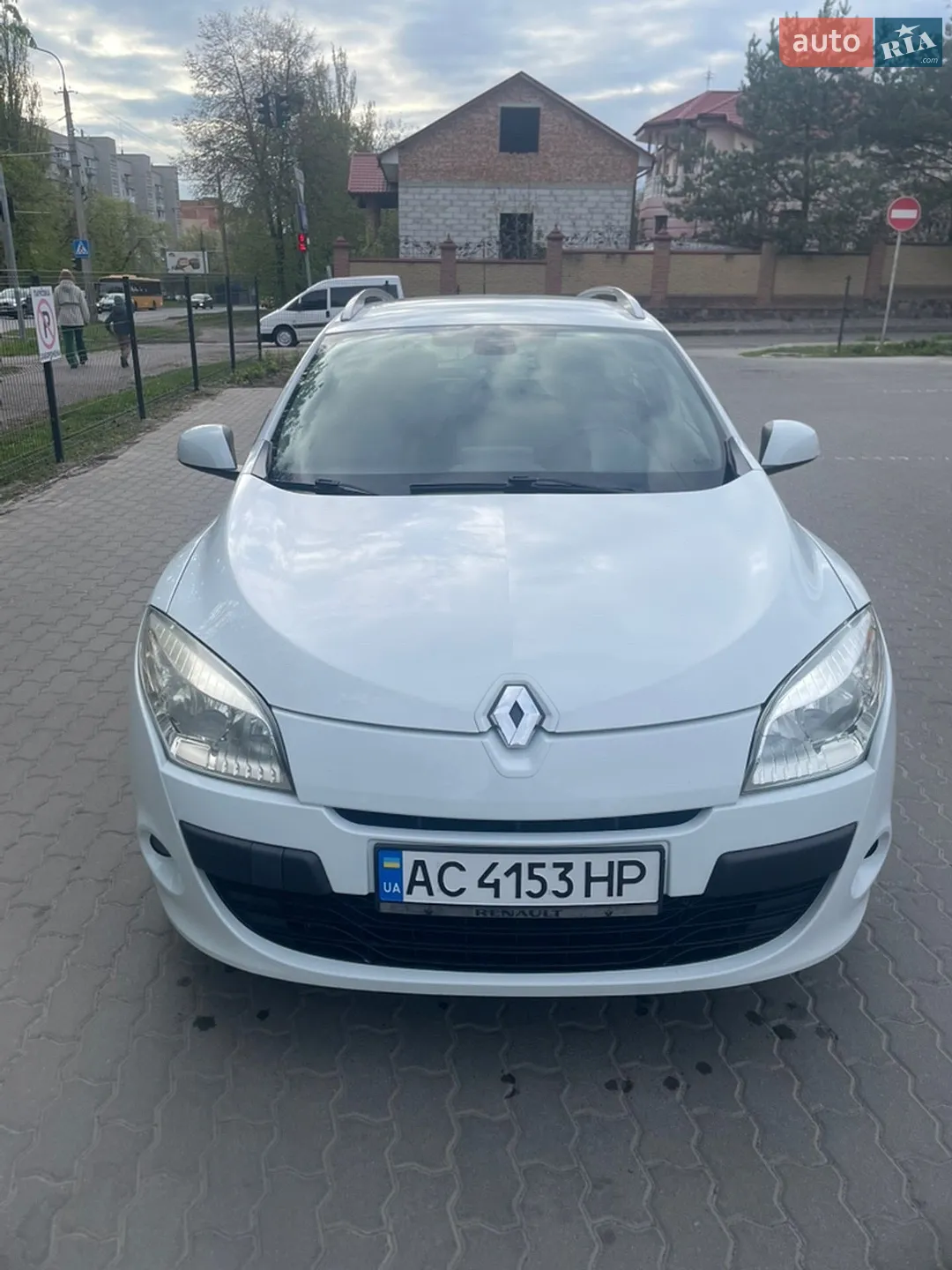2010 Renault Megane - мініатюра 2