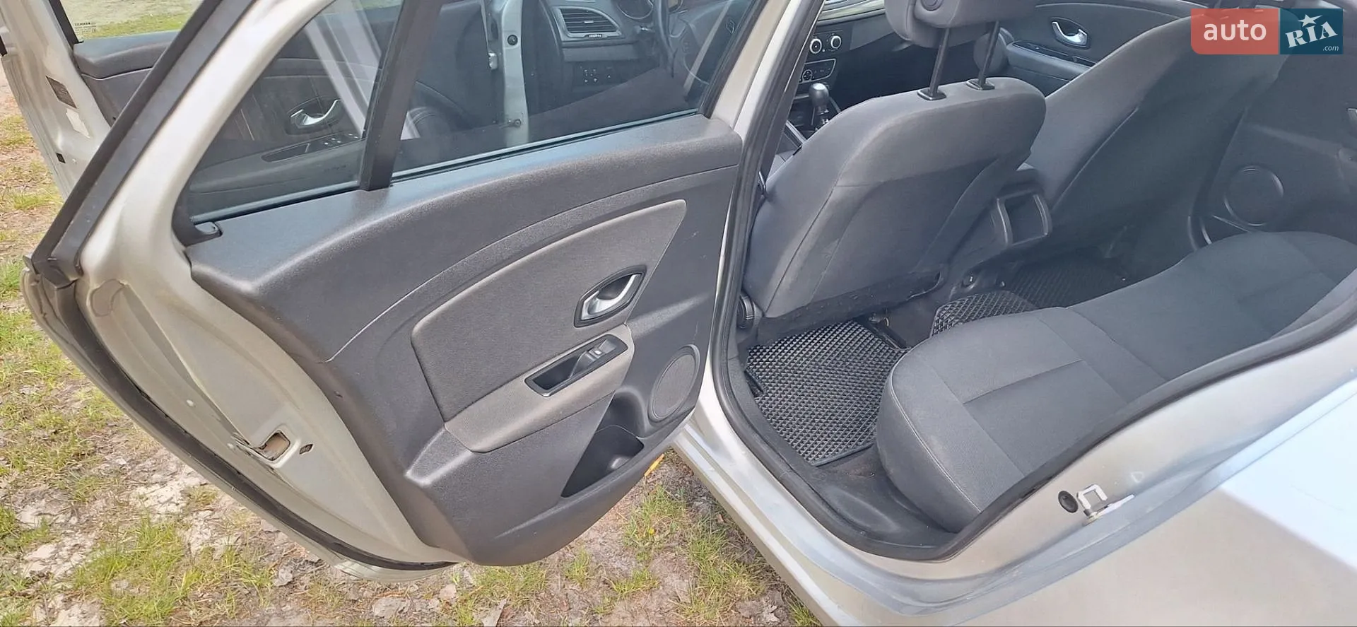2010 Renault Megane - мініатюра 14