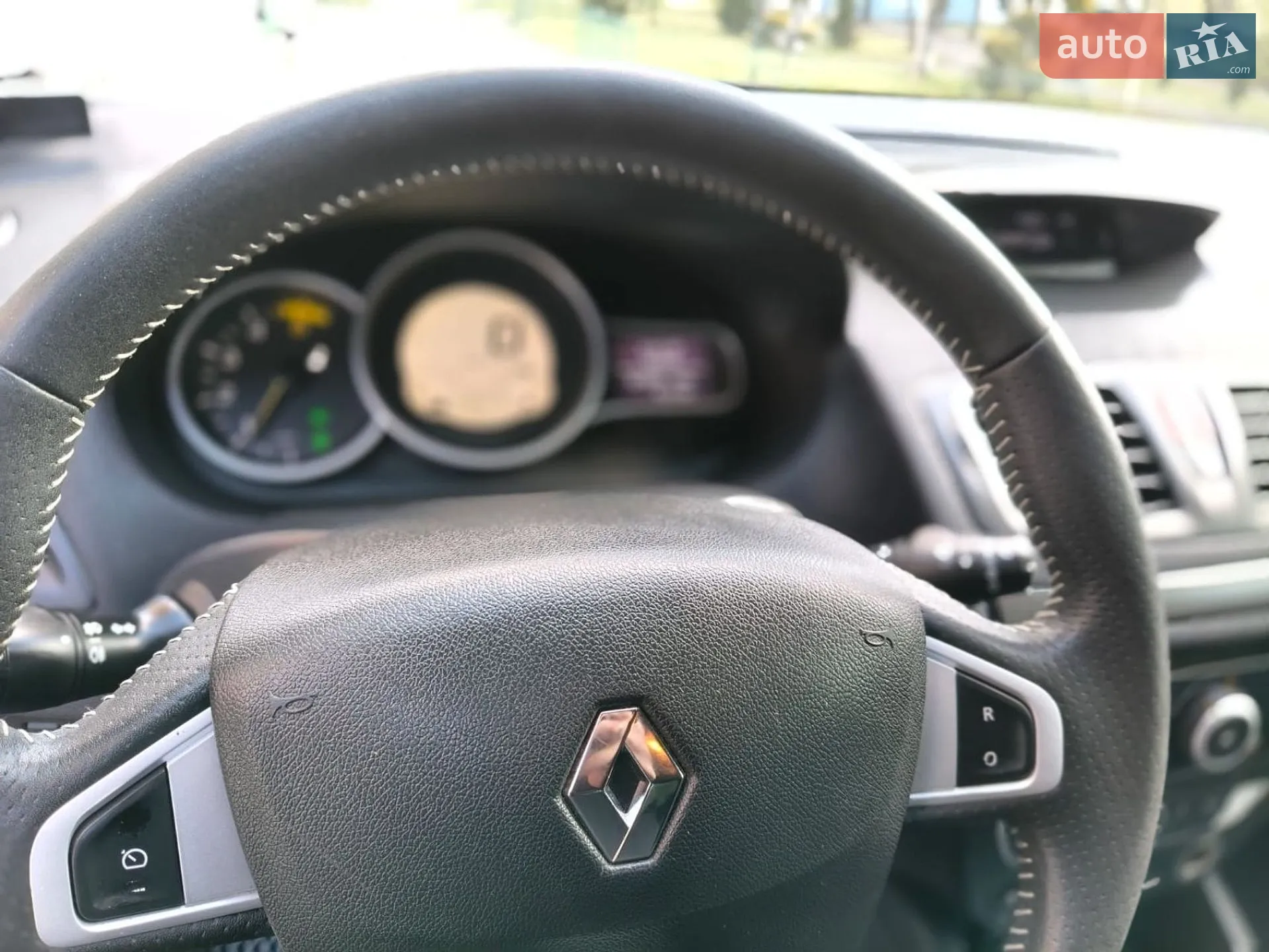 2010 Renault Megane - мініатюра 41