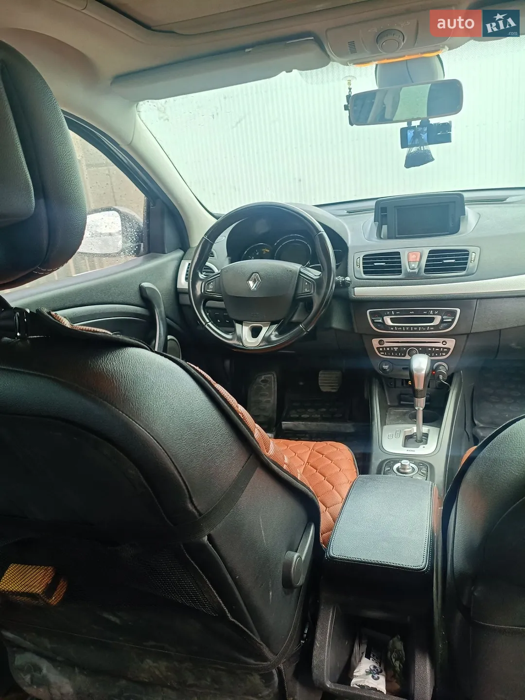 2010 Renault Megane - мініатюра 2