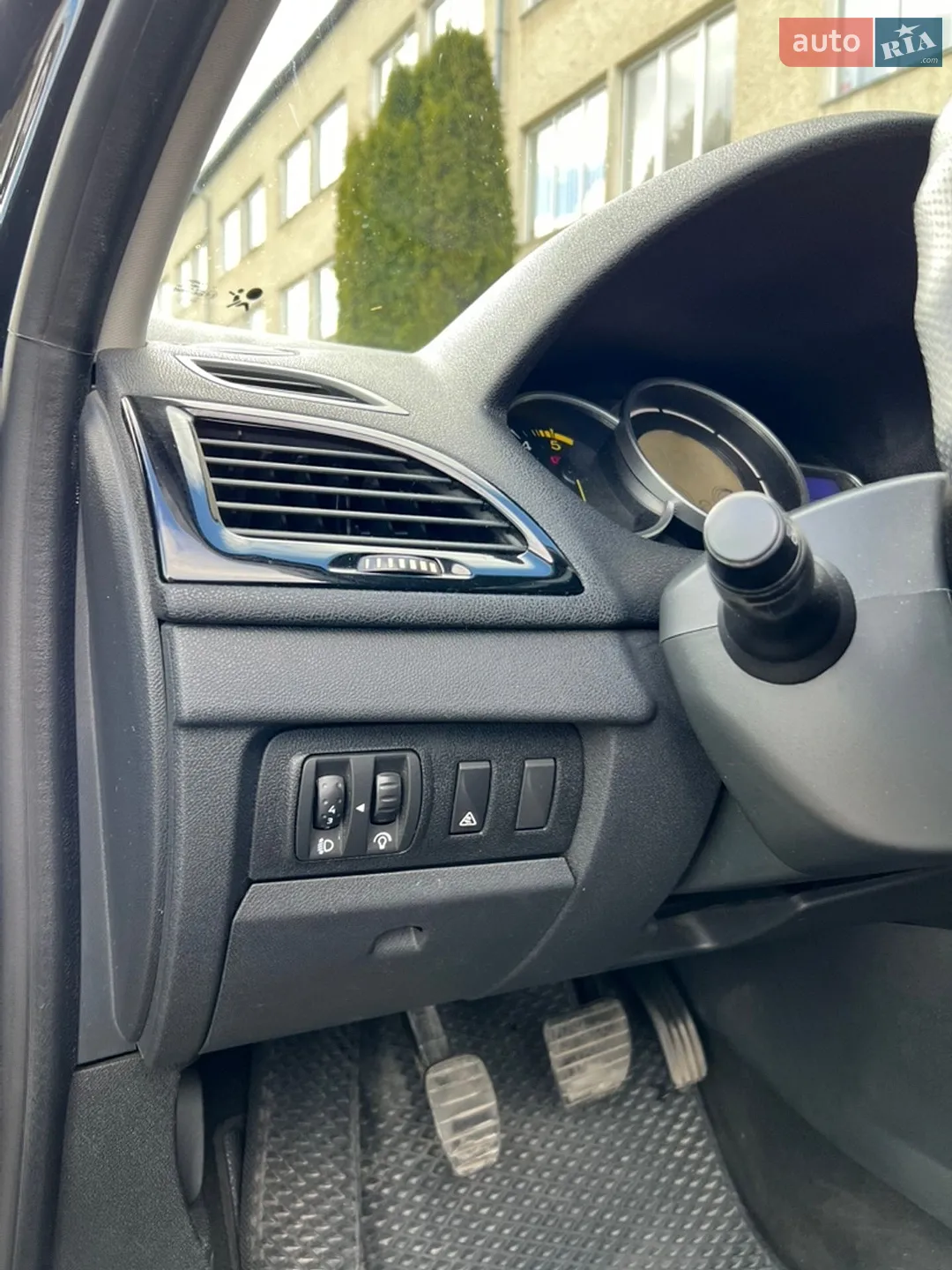 2012 Renault Megane - мініатюра 9