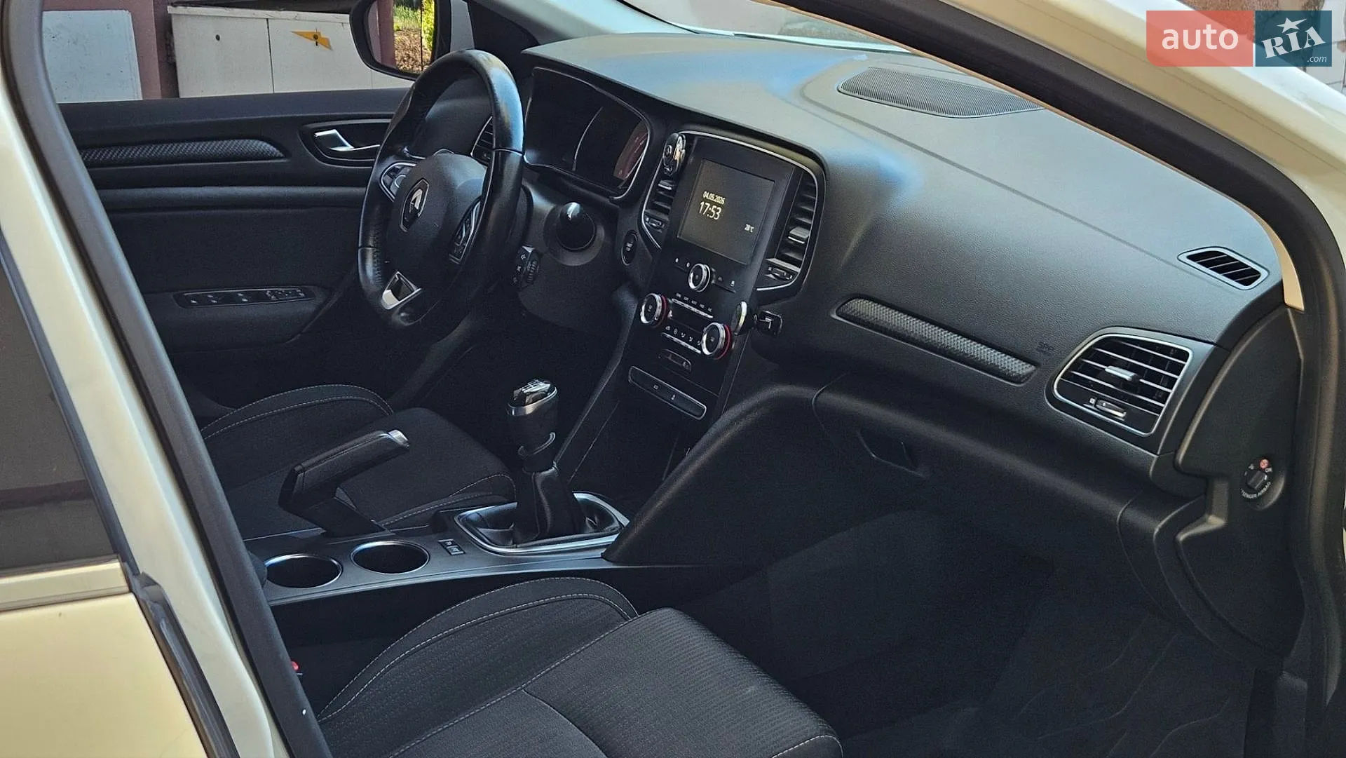 2017 Renault Megane - мініатюра 16