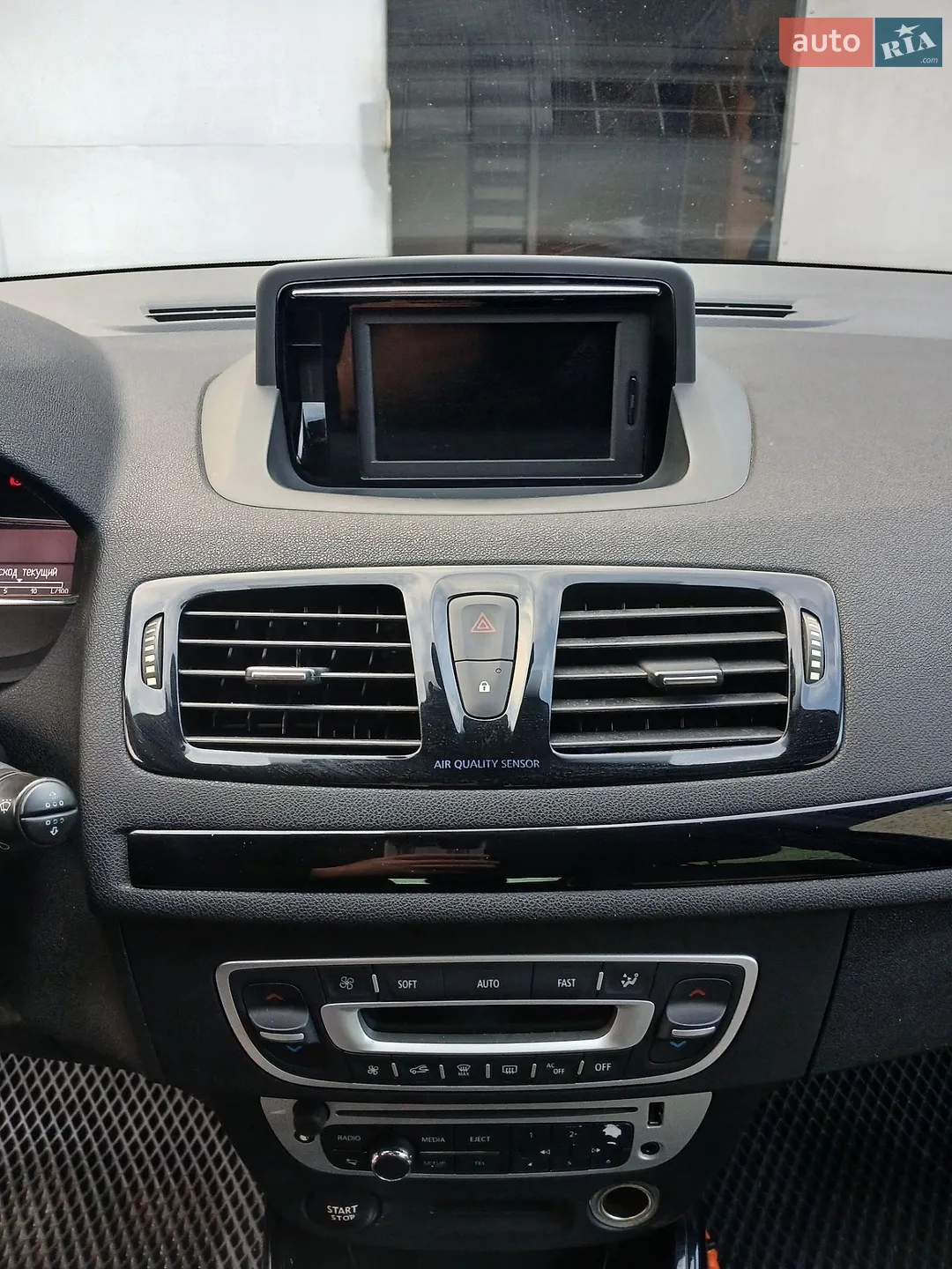 2012 Renault Megane - мініатюра 8