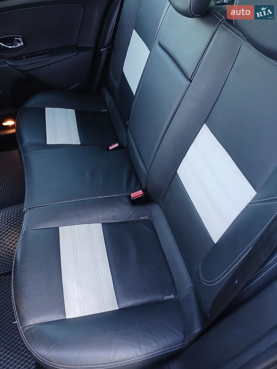 2012 Renault Megane - мініатюра 18