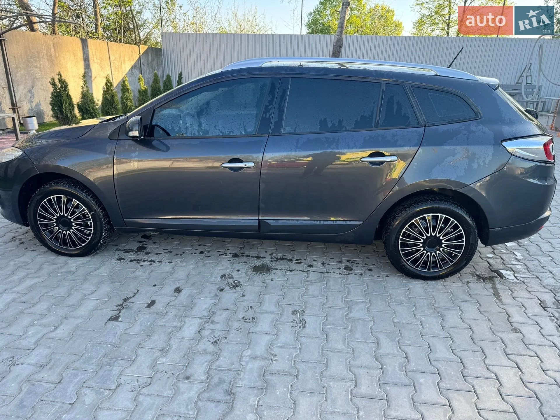 2010 Renault Megane - мініатюра 3