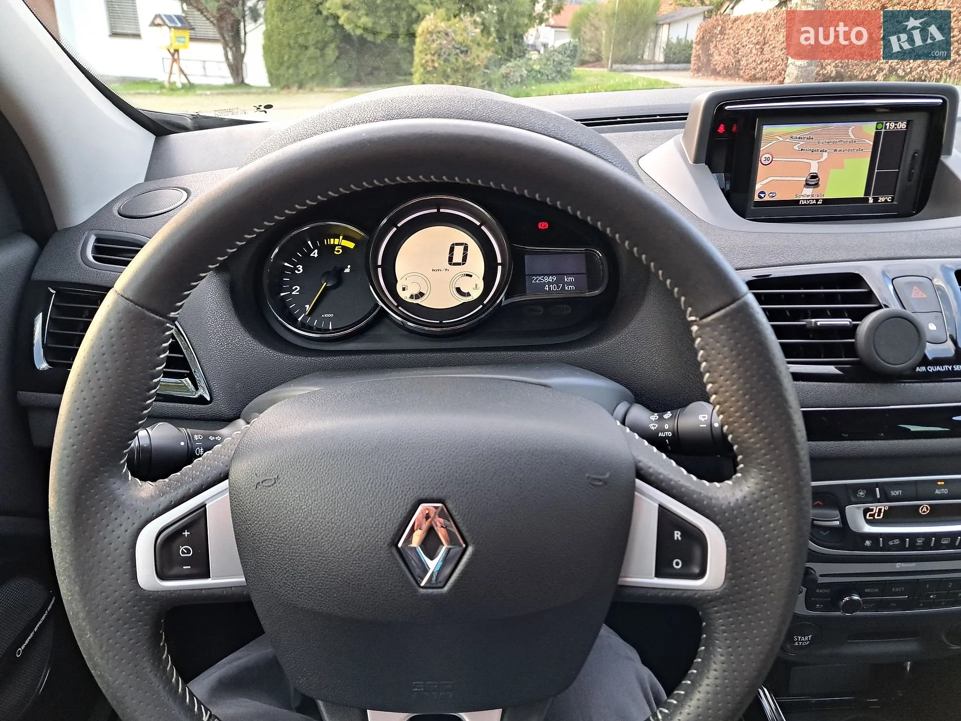 2012 Renault Megane - мініатюра 13