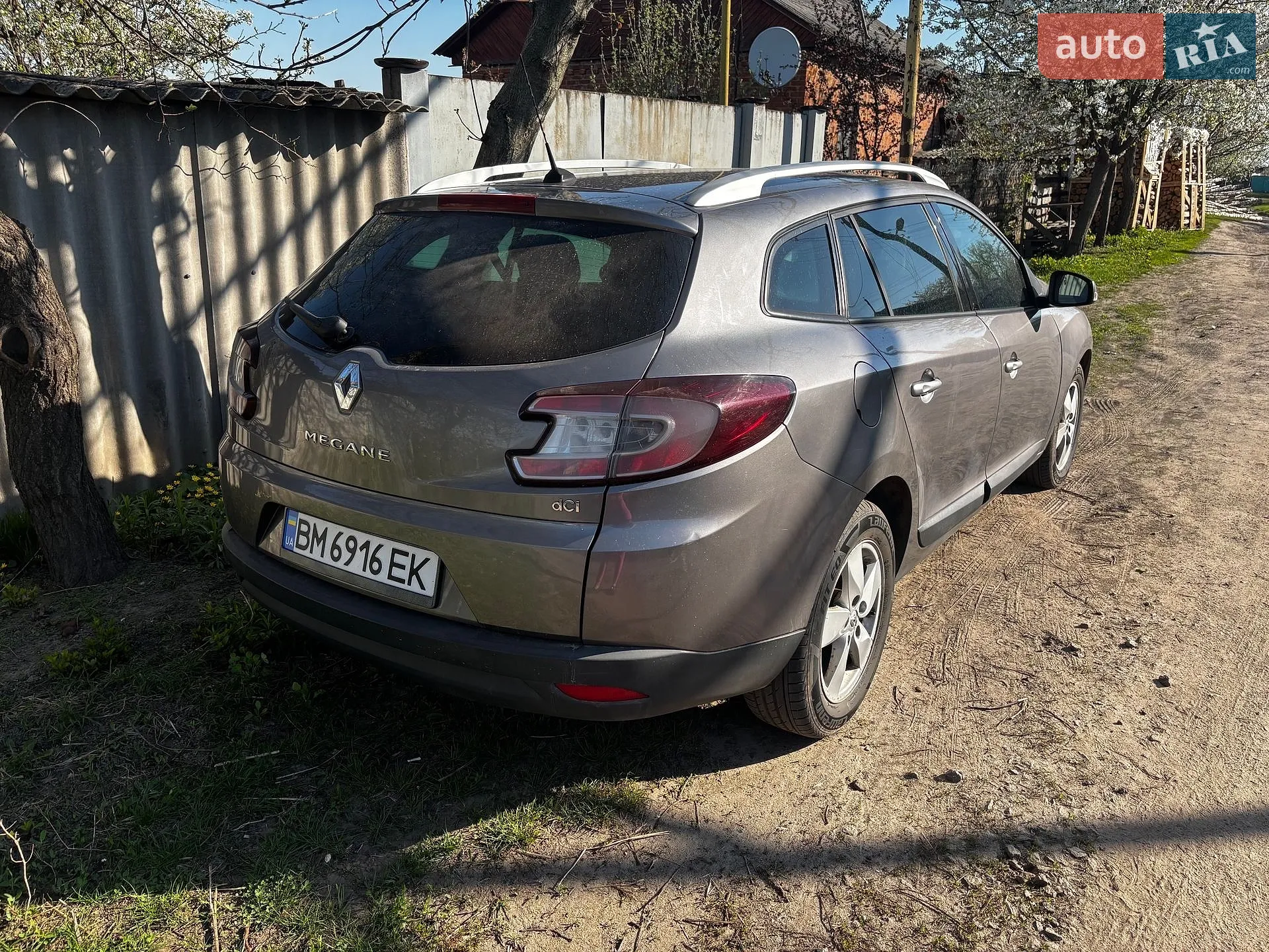 2010 Renault Megane - мініатюра 2