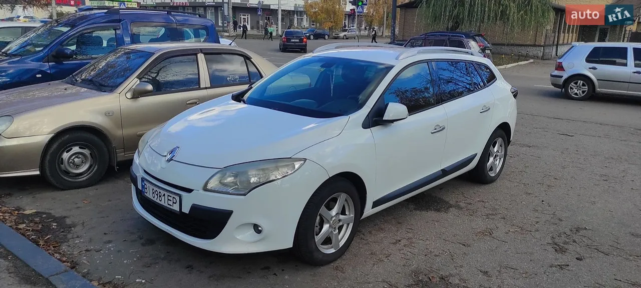 2010 Renault Megane - мініатюра 13