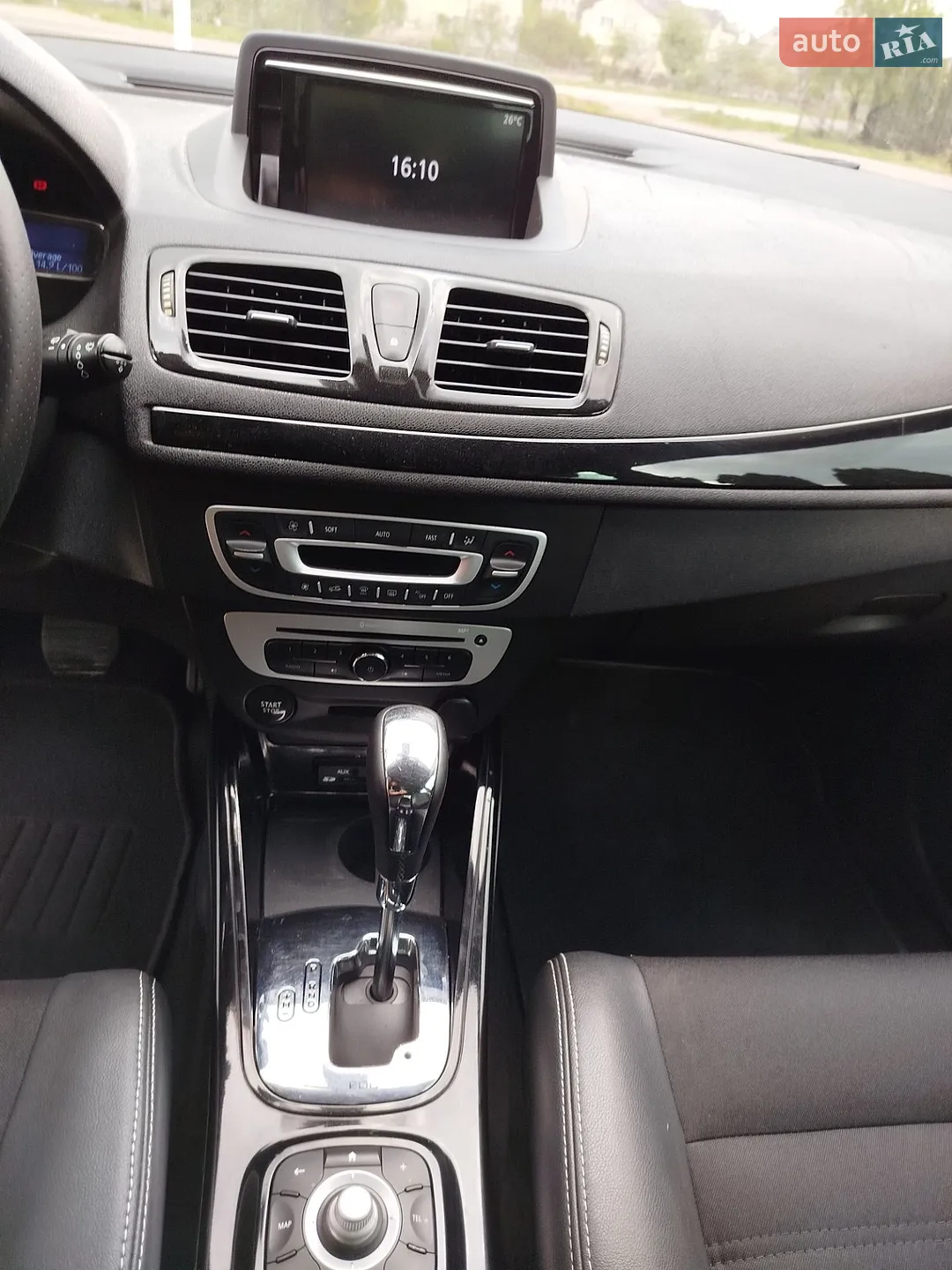 2015 Renault Megane - мініатюра 40
