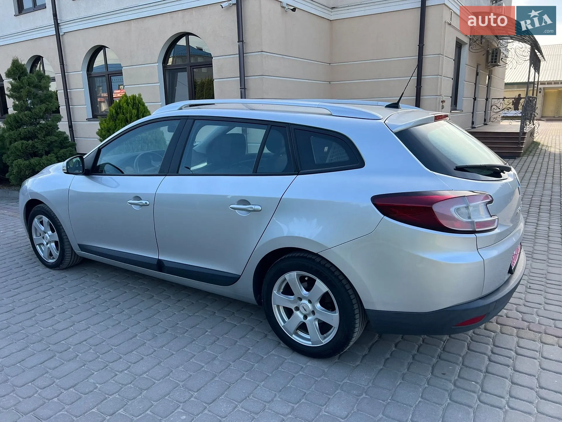 2010 Renault Megane - мініатюра 18