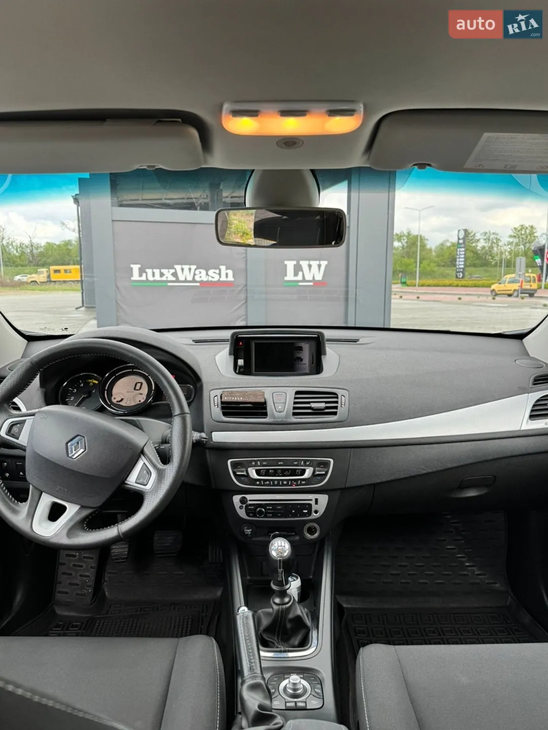 2012 Renault Megane - мініатюра 11