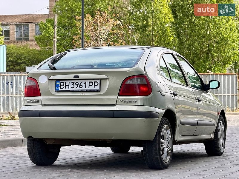 Хэтчбек Renault Megane 2001 в Одессе