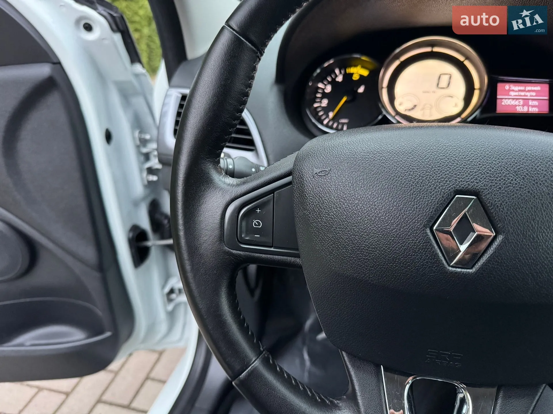 2015 Renault Megane - мініатюра 30