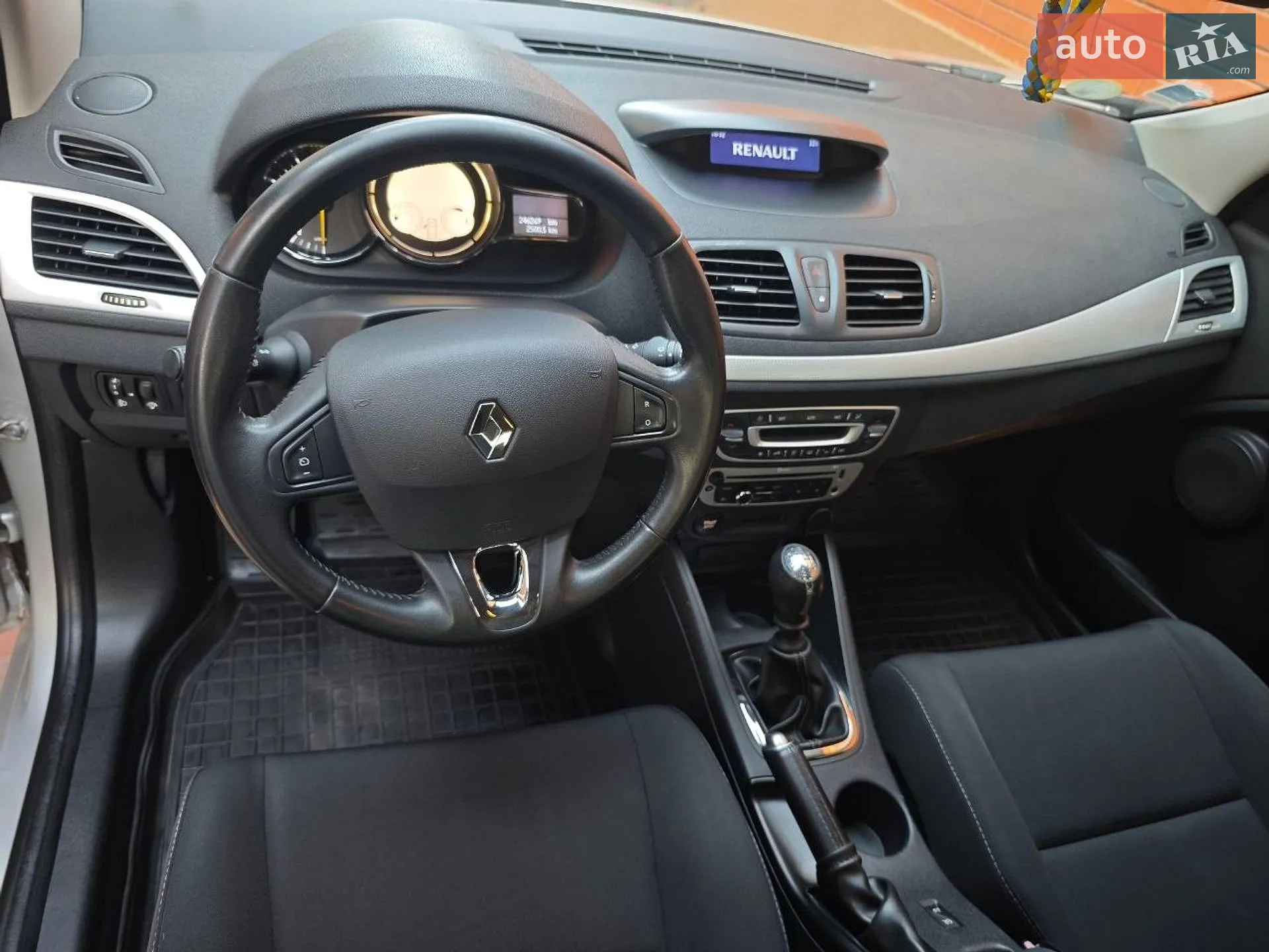2014 Renault Megane - мініатюра 11