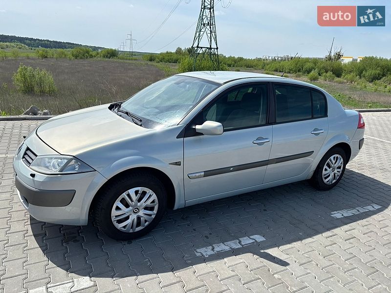 Седан Renault Megane 2003 в Киеве