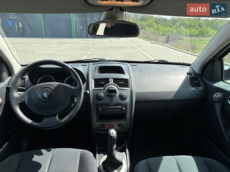 Седан Renault Megane 2003 в Киеве