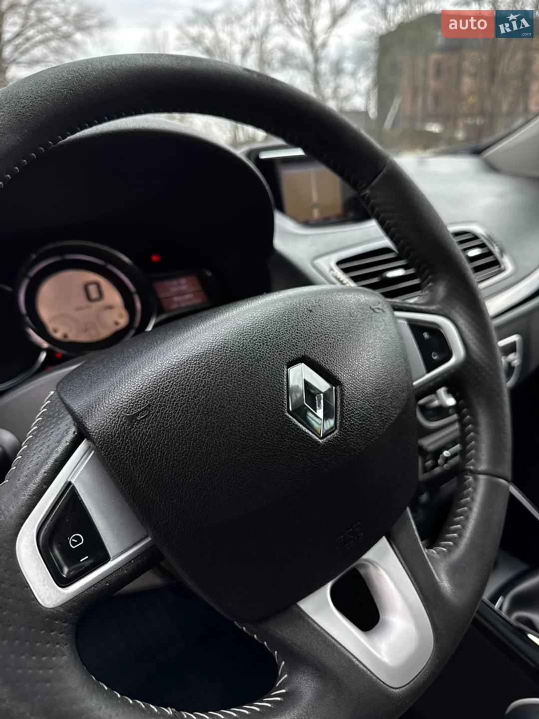 2012 Renault Megane - мініатюра 40