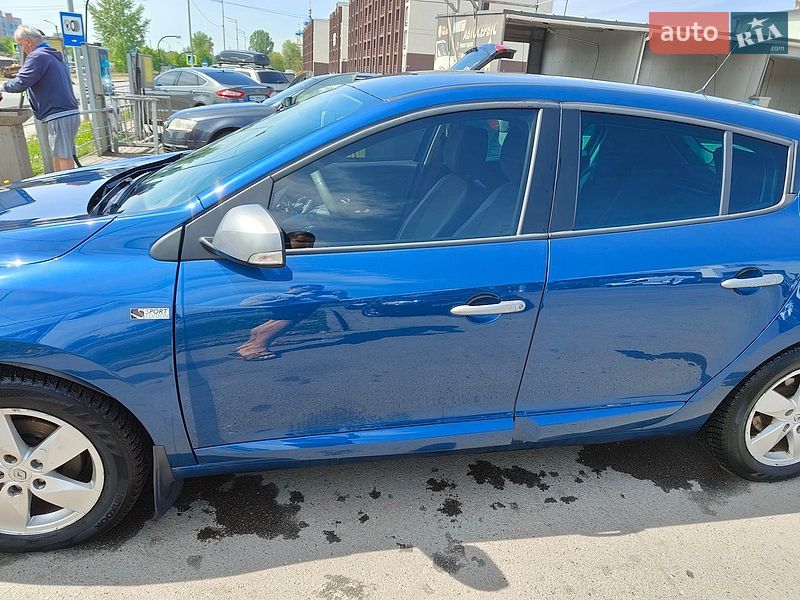 Хэтчбек Renault Megane 2011 в Киеве