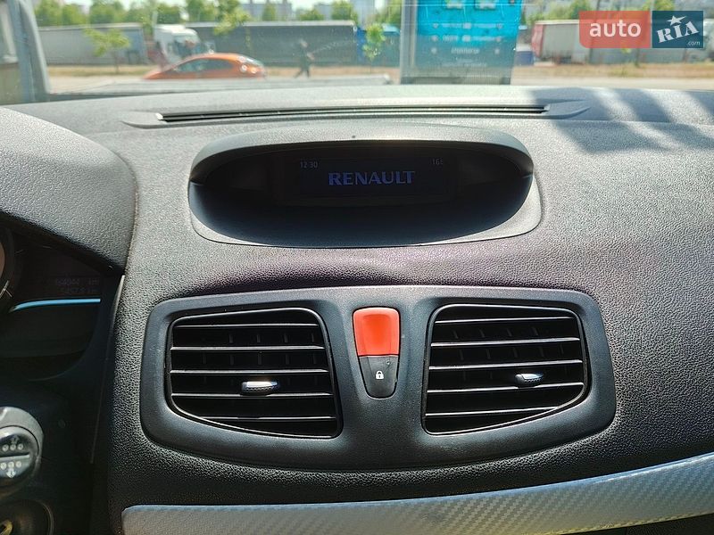 Хэтчбек Renault Megane 2011 в Киеве