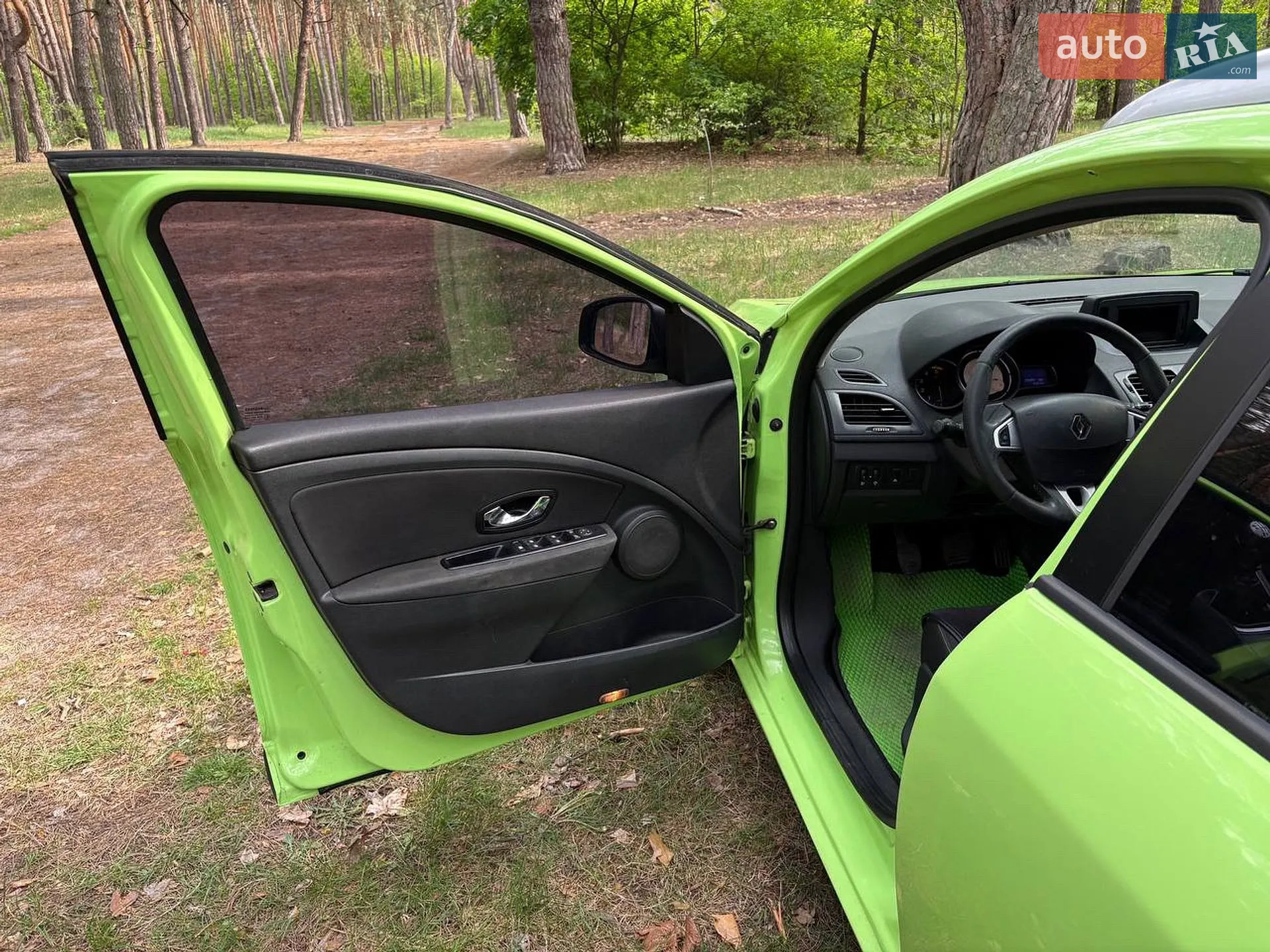 2012 Renault Megane - мініатюра 8