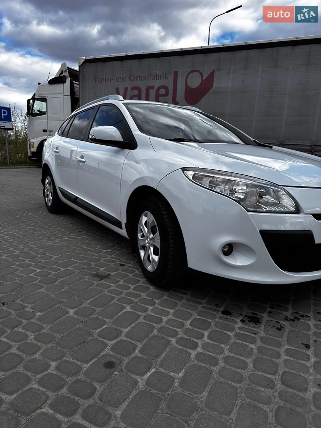 2010 Renault Megane - мініатюра 3