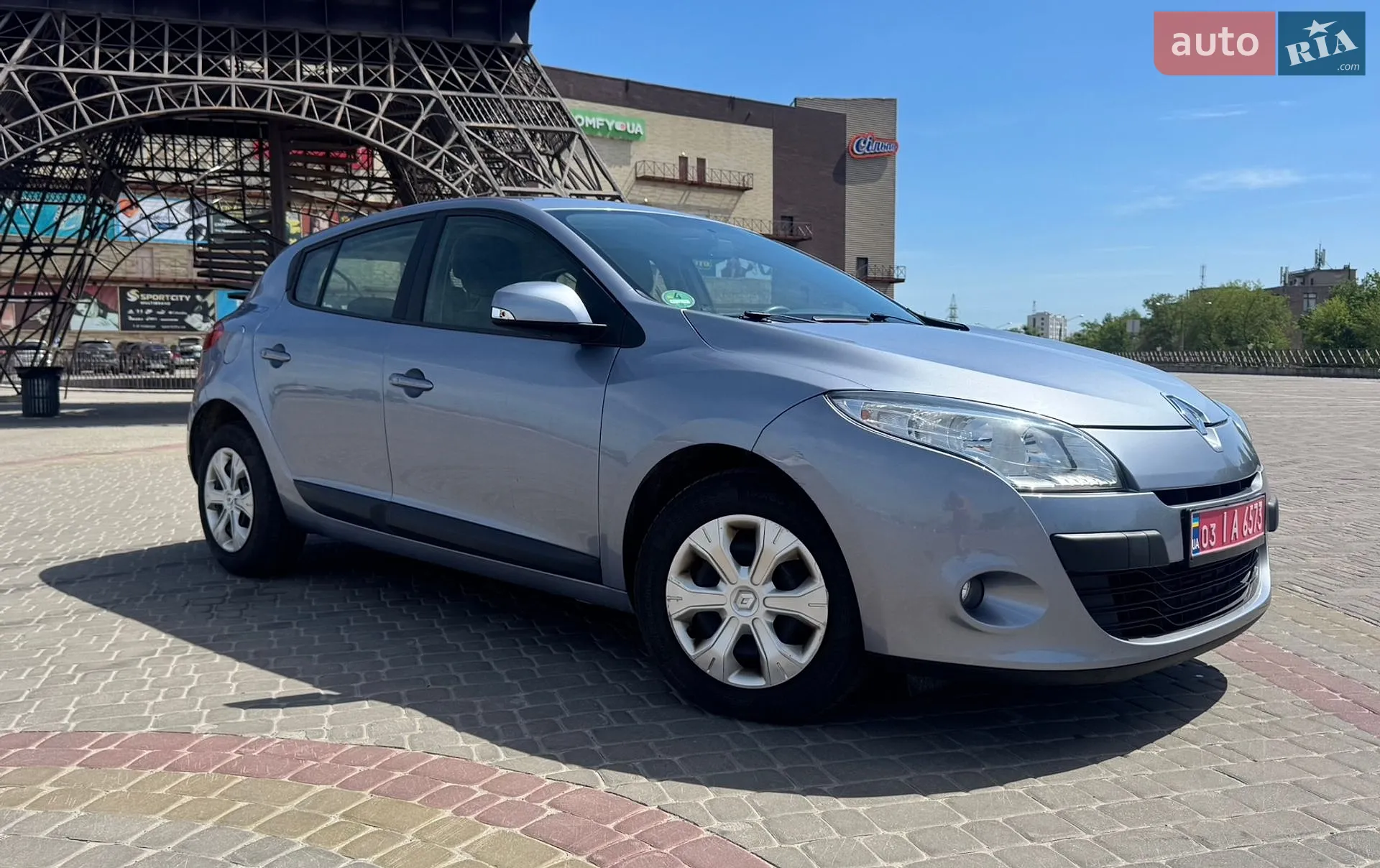 2010 Renault Megane - мініатюра 2