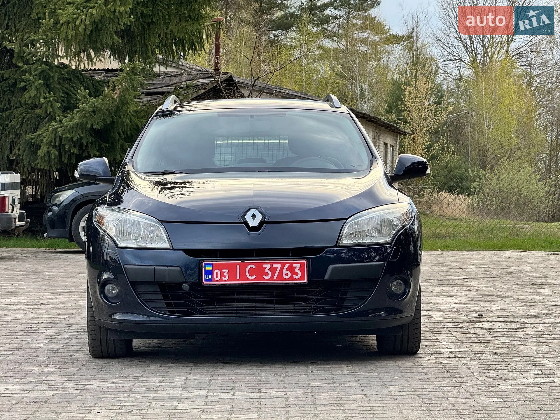 2010 Renault Megane - мініатюра 2