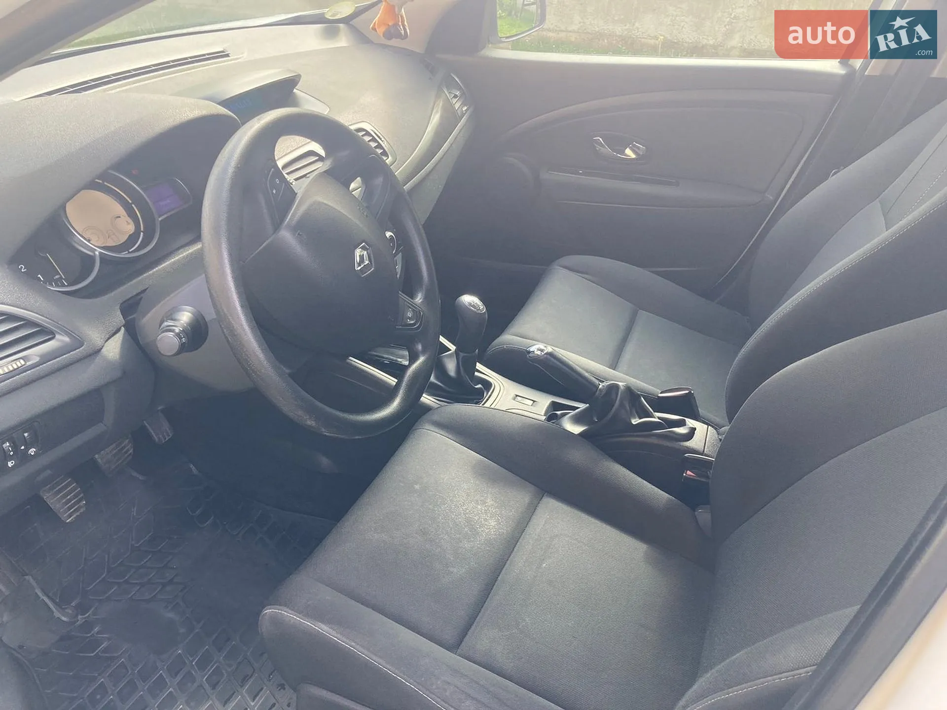 2012 Renault Megane - мініатюра 27