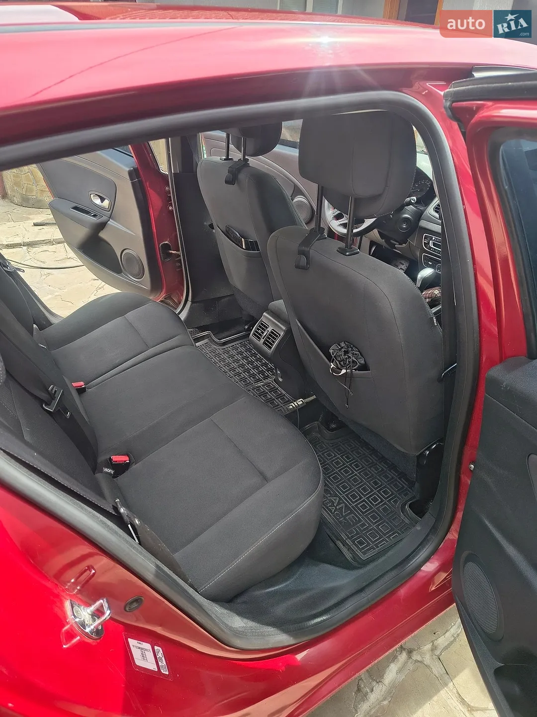 2010 Renault Megane - мініатюра 7