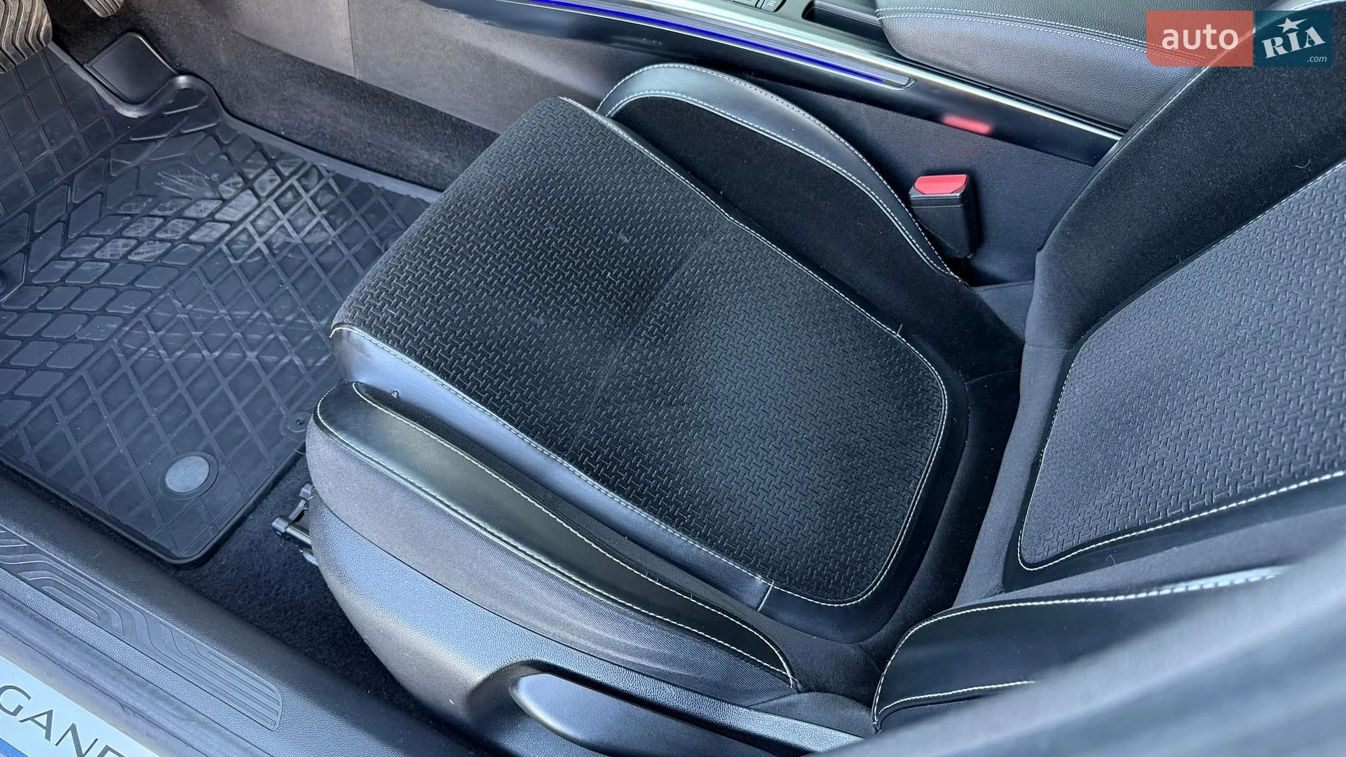 2017 Renault Megane - мініатюра 25