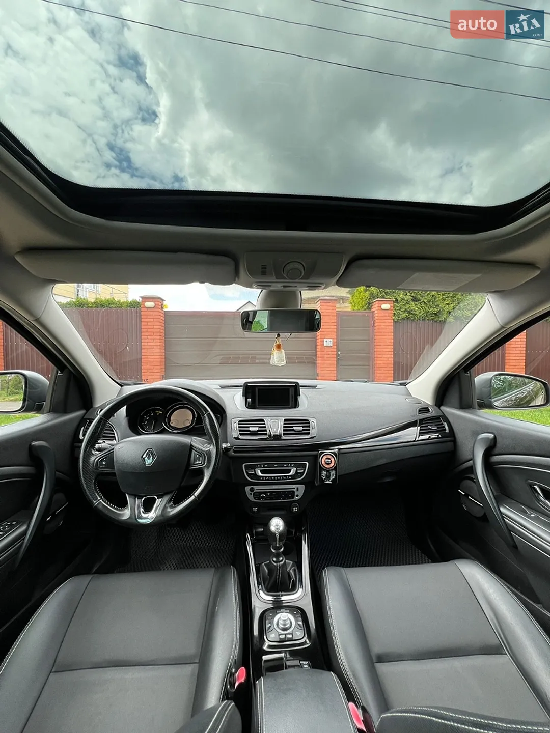 2013 Renault Megane - мініатюра 25
