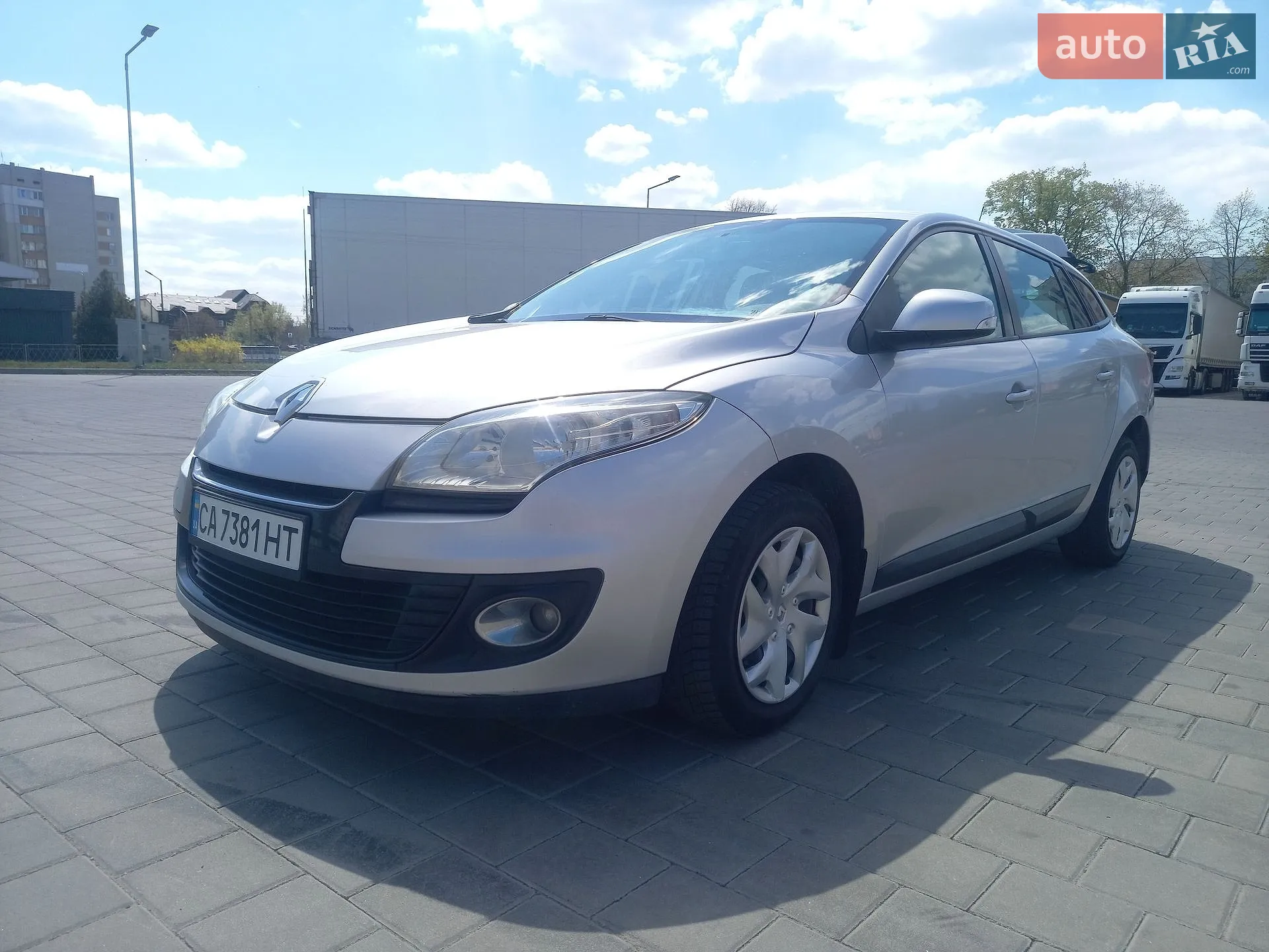 2012 Renault Megane - мініатюра 9