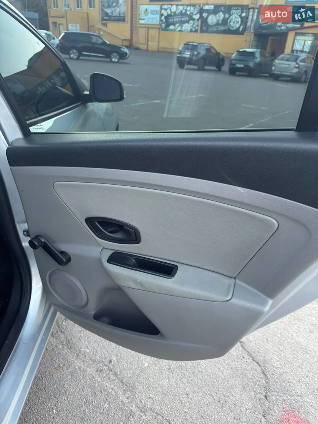 2011 Renault Megane - мініатюра 23
