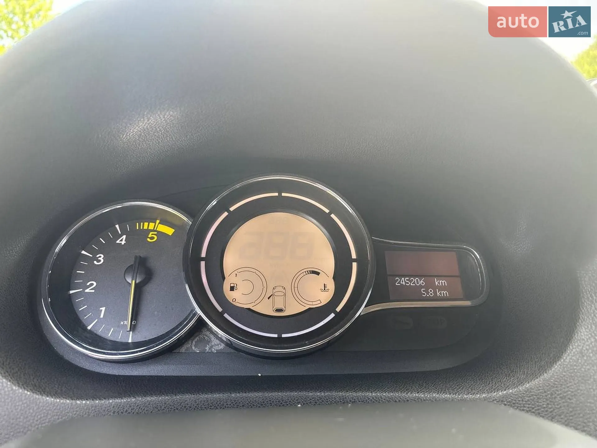 2012 Renault Megane - мініатюра 11