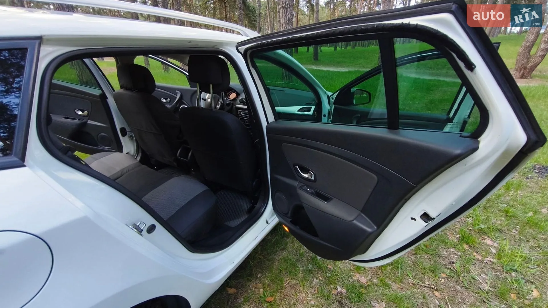 2011 Renault Megane - мініатюра 24