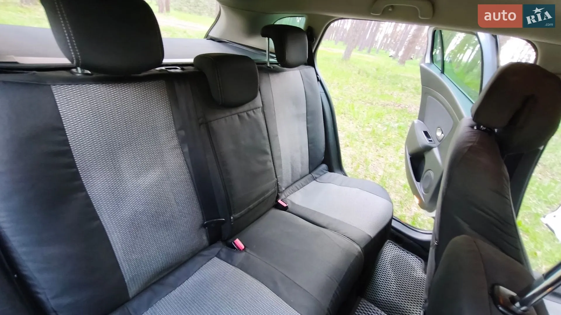2011 Renault Megane - мініатюра 31