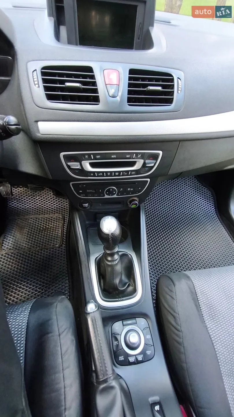 2011 Renault Megane - мініатюра 36