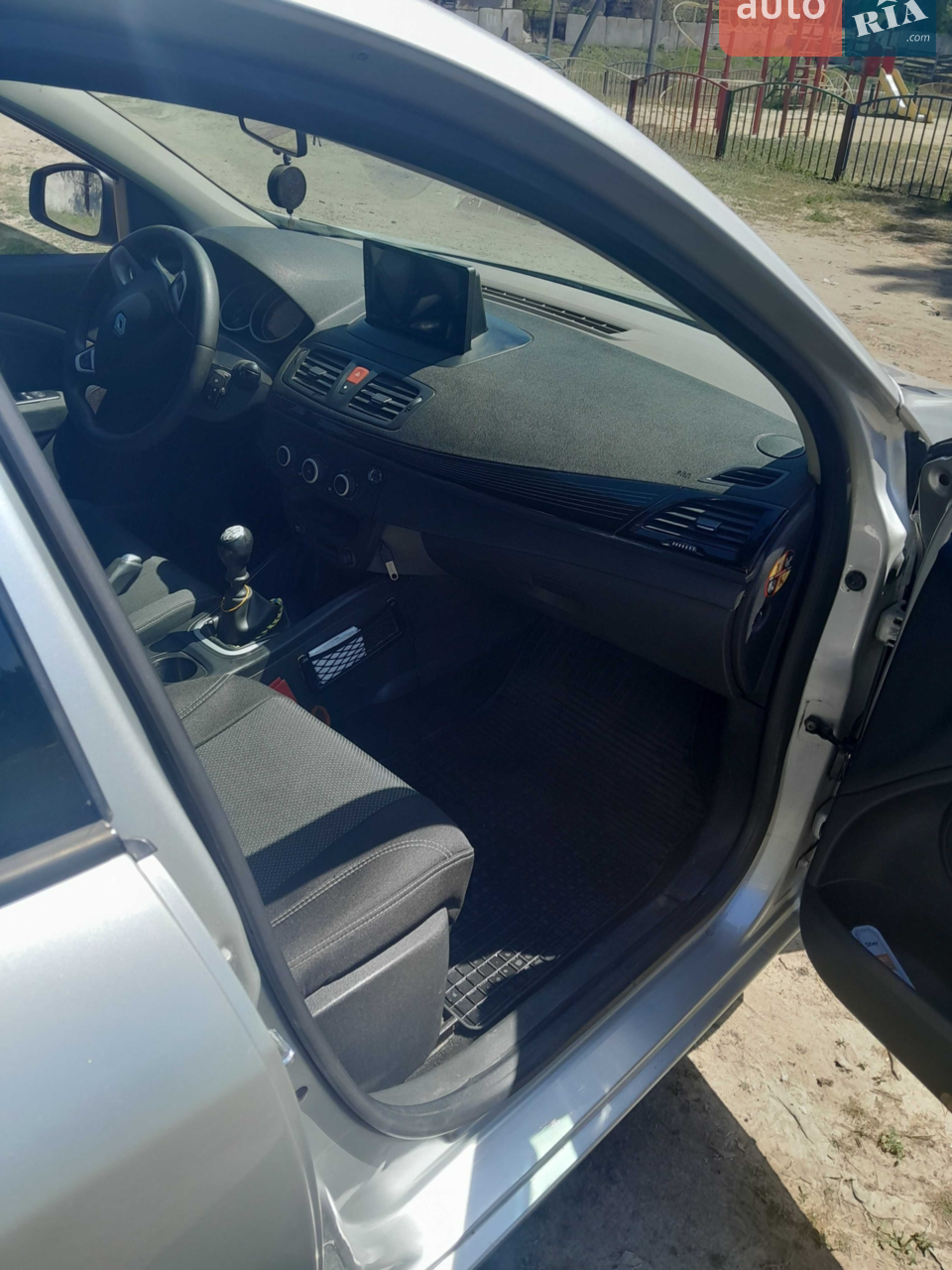 2010 Renault Megane - мініатюра 37